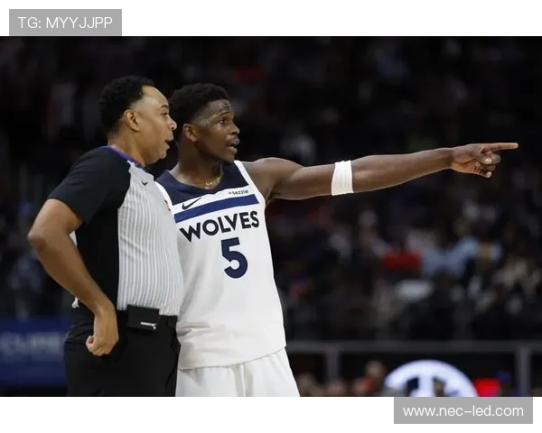 爱德华兹轰三十分率森林狼力克国王巩固西部强势竞争格局持续发力